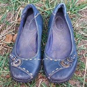 Clarks Navy Shoes